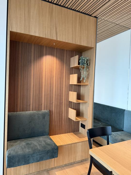 TIP Lounge