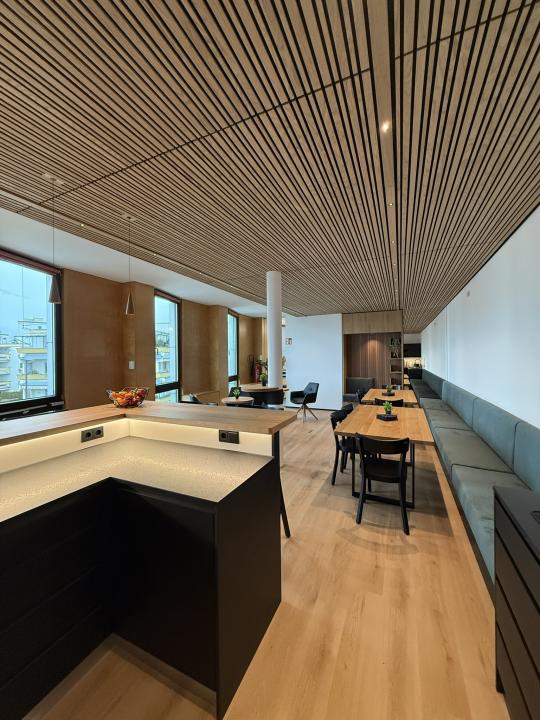 TIP Lounge